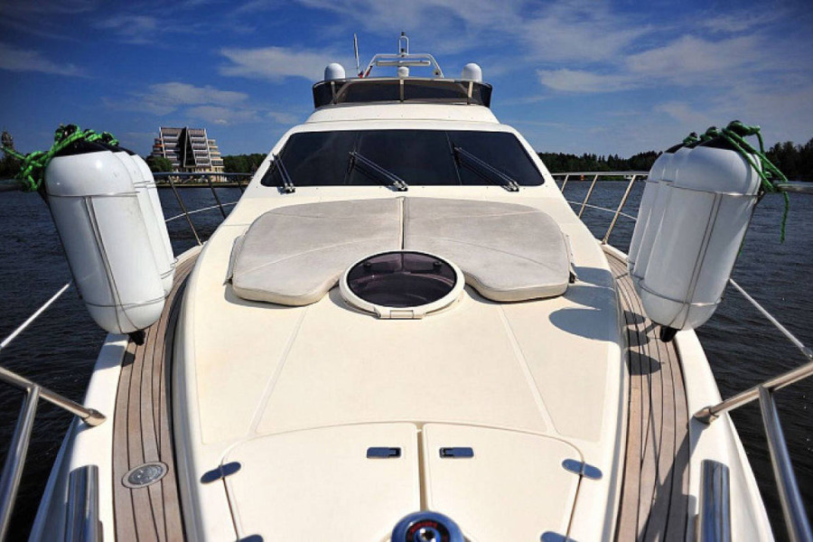 Azimut 55