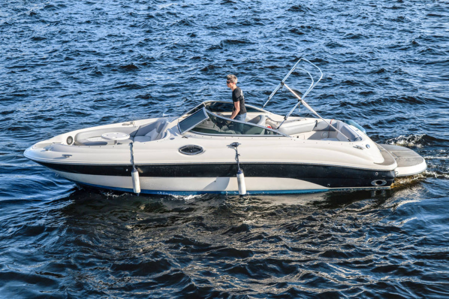 Sea ray 240