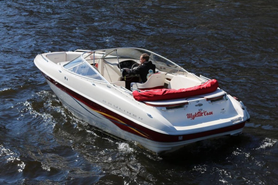 Щукин Сын «Bayliner 2350 Bowrider»