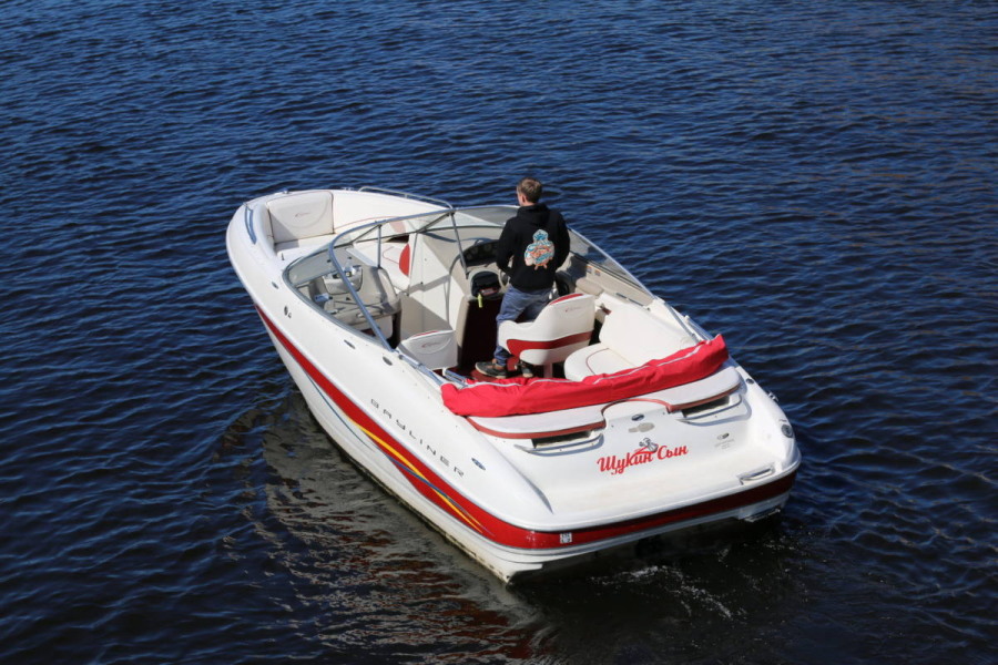 Щукин Сын «Bayliner 2350 Bowrider»